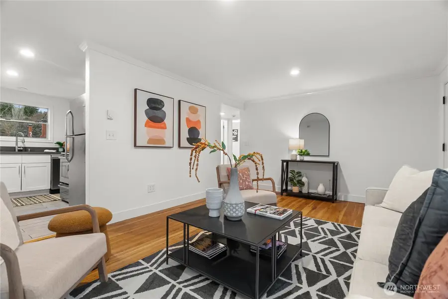 4849 25th Avenue Sw, Seattle, WA 98106 - #2