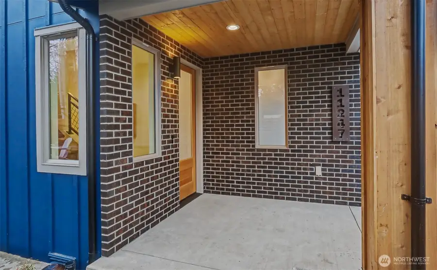 11247 108th Avenue Ne, Kirkland, WA 98033 - #3