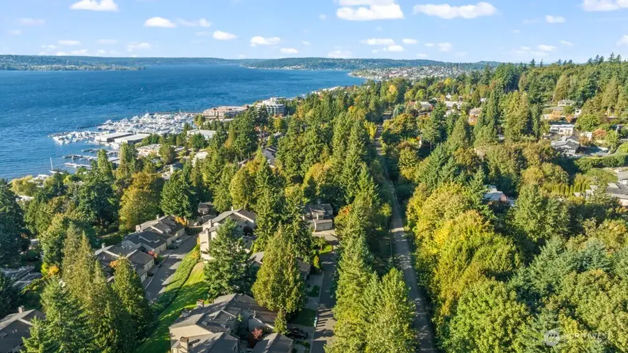 4617 103rd Lane Ne, Kirkland, WA 98033 - #3