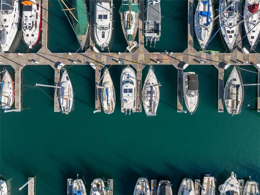 141 Parfitt Way Sw #C36, Bainbridge Island, WA 98110 - #3