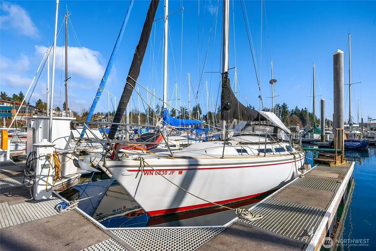 141 Parfitt Way Sw #D31, Bainbridge Island, WA 98110 - #1