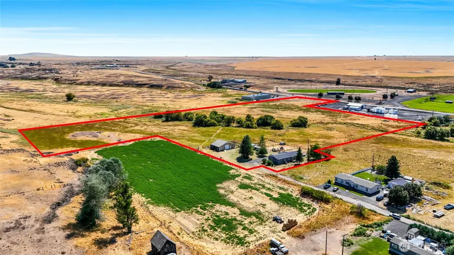 749 NE North Ave, Wilbur, WA 99185 - #2