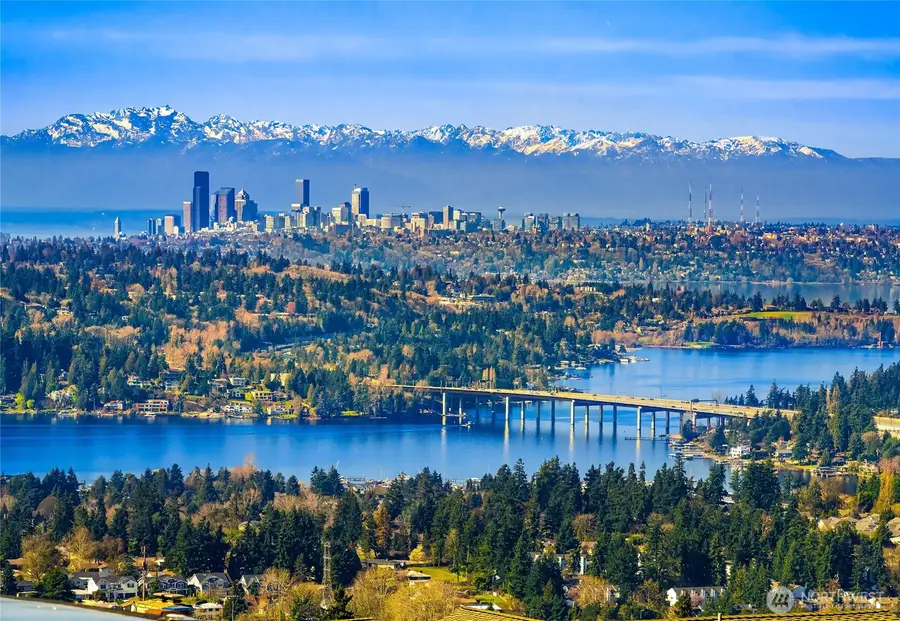 4510 140th Avenue Se, Bellevue, WA 98006 - #3