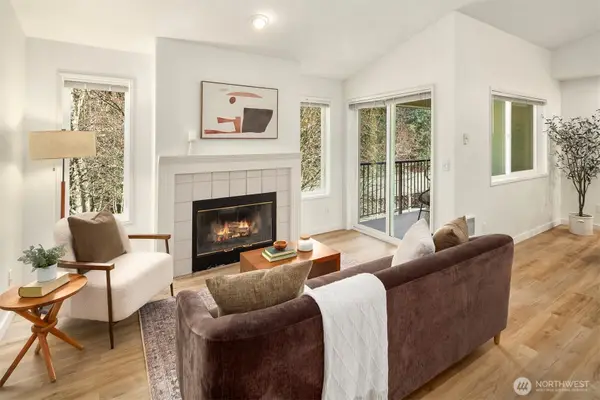 6527 200th Street Sw #303, Lynnwood, WA 98036