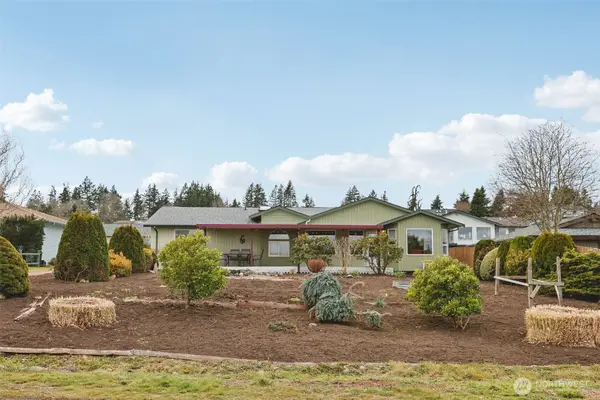 1518 Carol Street, Camano Island, WA 98282