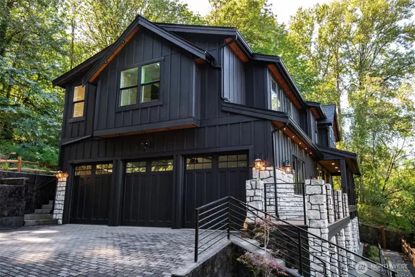 10661 Forbes Creek Drive, Kirkland, WA 98033