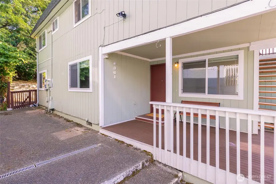 361 Earlington Avenue Sw, Renton, WA 98057 - #2