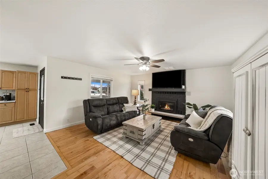 141 Rainier Street S, Buckley, WA 98321 - #3