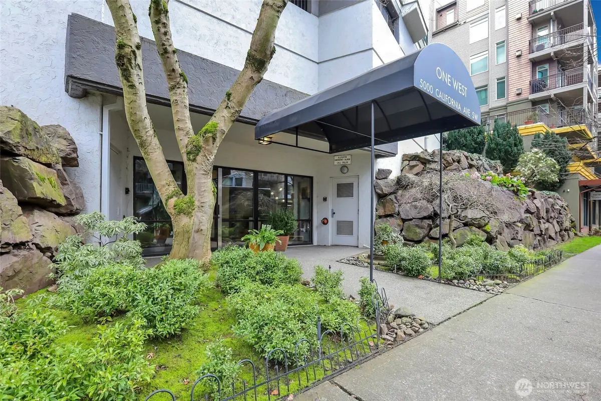 5000 California Avenue Sw #406, Seattle, WA 98136 - #1