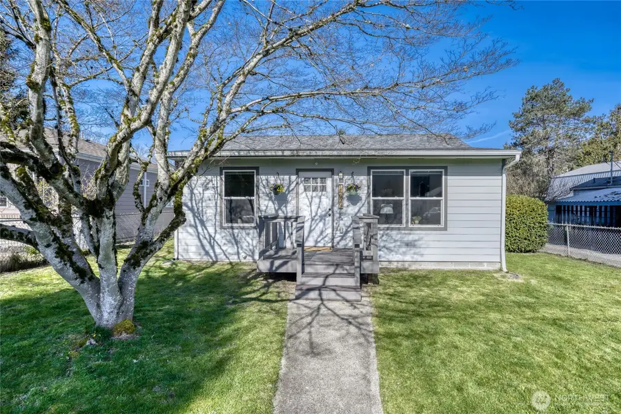 14929 130th Avenue Se, Renton, WA 98058 - #3