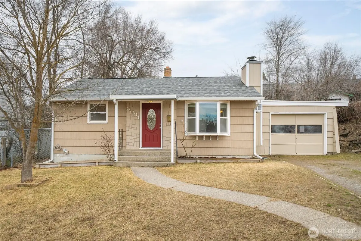 6004 N Douglas Dr, Spokane, WA 99205 - #1