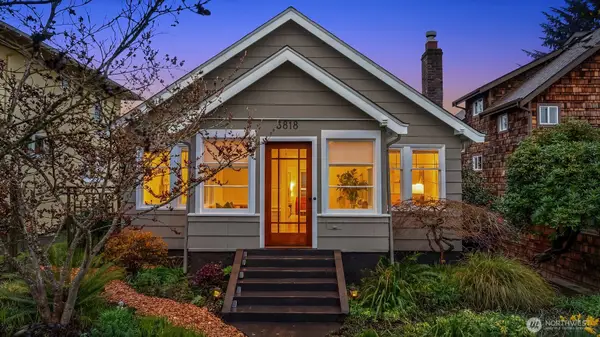 3818 Corliss Avenue N, Seattle, WA 98103