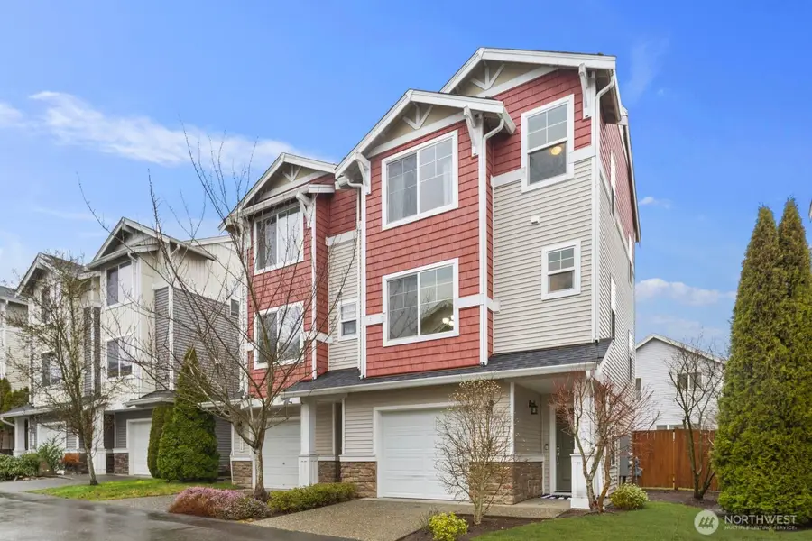 401 126th Place Se #B, Everett, WA 98208 - #2