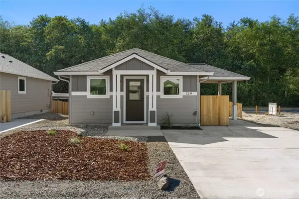 119 7th Street Sw, Long Beach, WA 98631