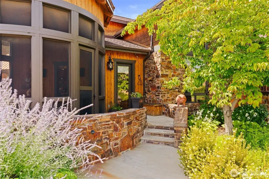 721 Selah Ridge Drive, Selah, WA 98942 - #2