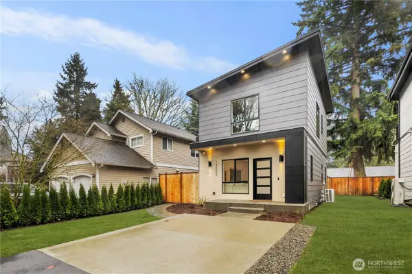 13009 NE 104th Place, Kirkland, WA 98033