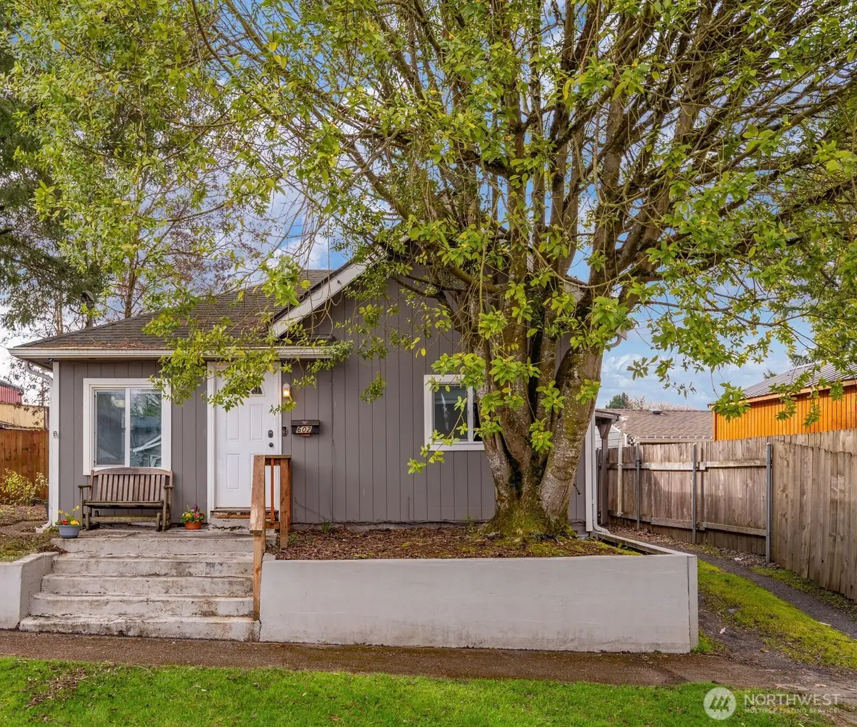 602 Burcham Street, Kelso, WA 98626 - #1