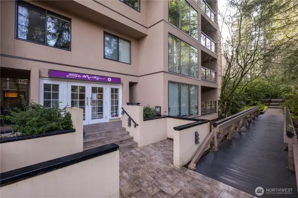 15512 Country Club Drive #B14, Mill Creek, WA 98012