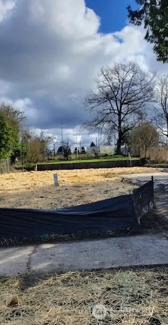 3239 S Thompson, Tacoma, WA 98418