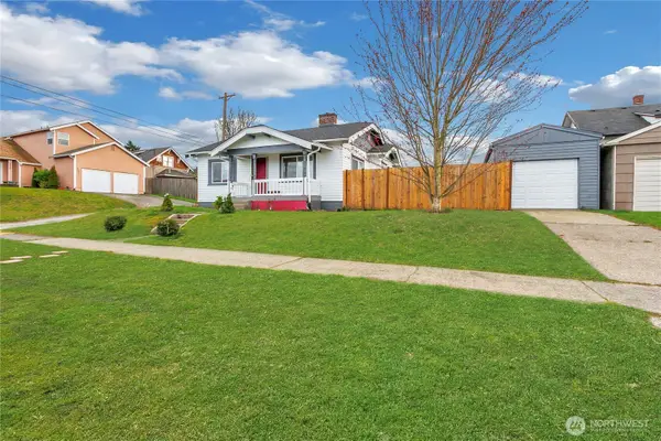 1216 S 37th Street, Tacoma, WA 98418