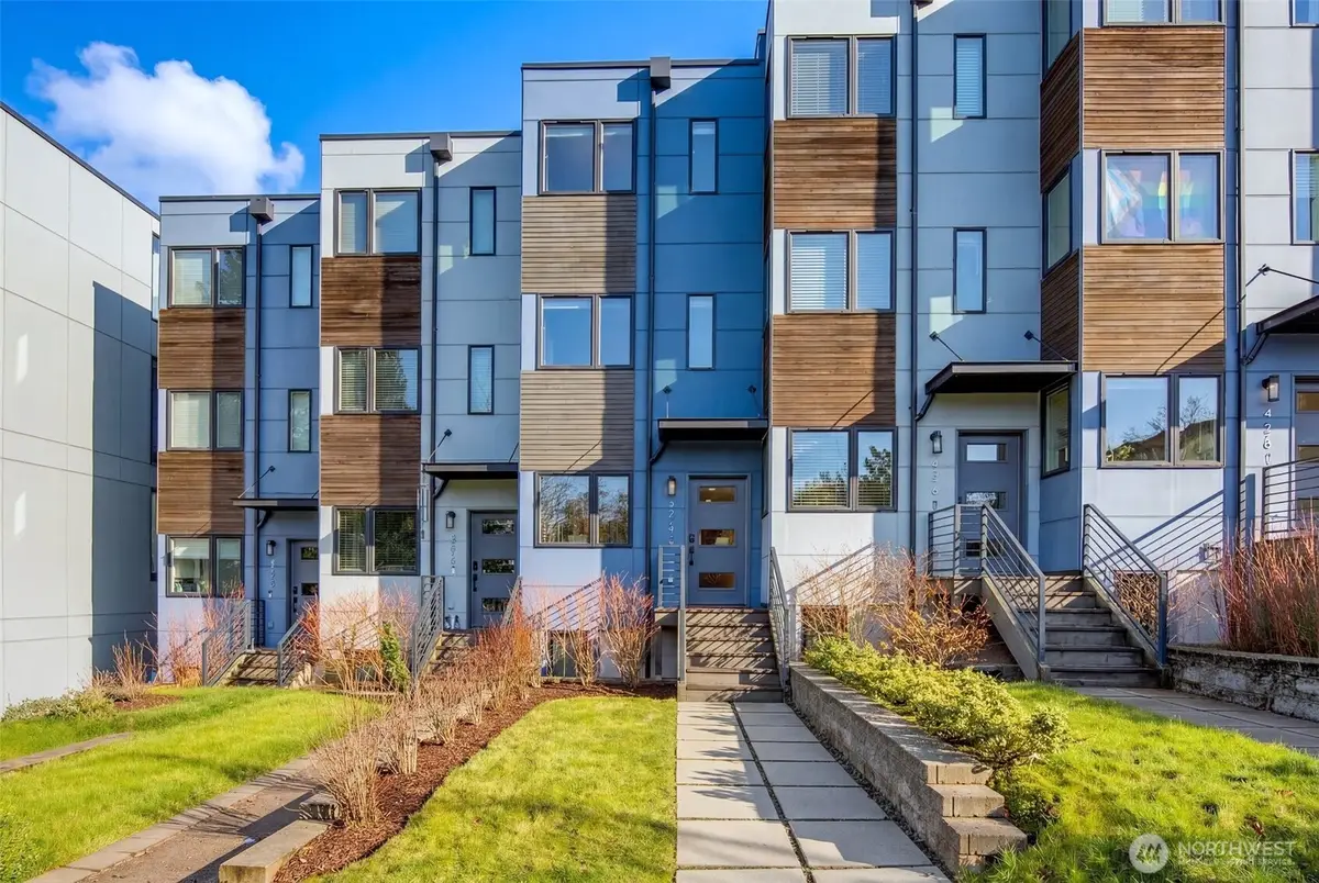 4274 NE 50th Street, Seattle, WA 98105 - #1