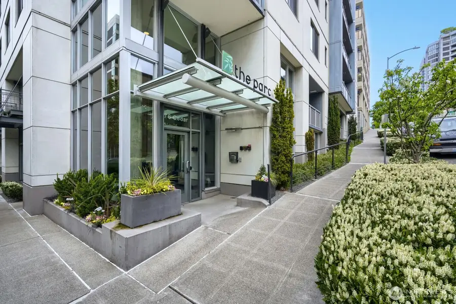 76 Cedar Street #1109, Seattle, WA 98121 - #2