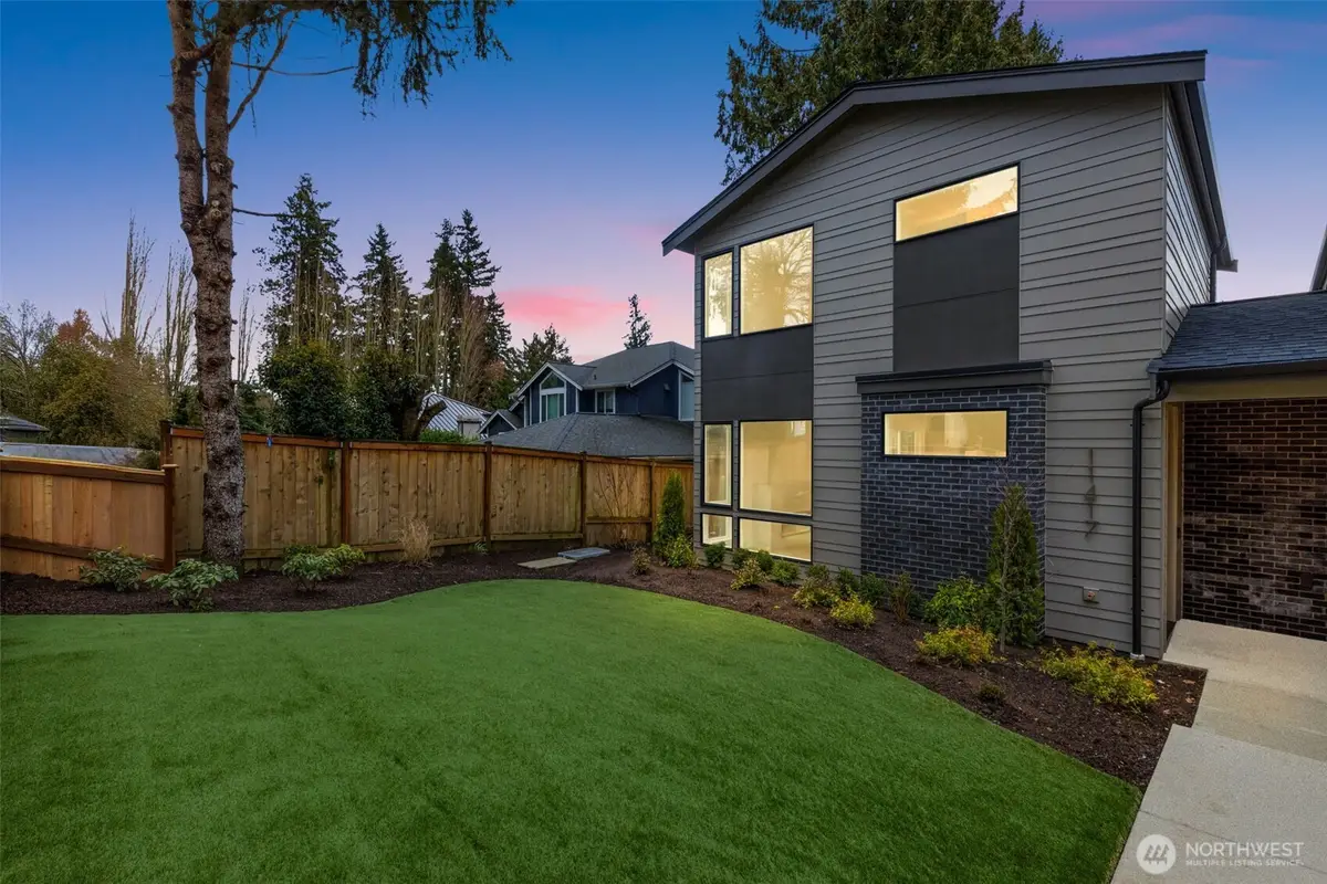 11417 NE 91st Street, Kirkland, WA 98033 - #1