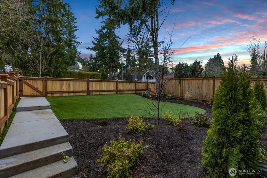 11417 NE 91st Street, Kirkland, WA 98033 - #2