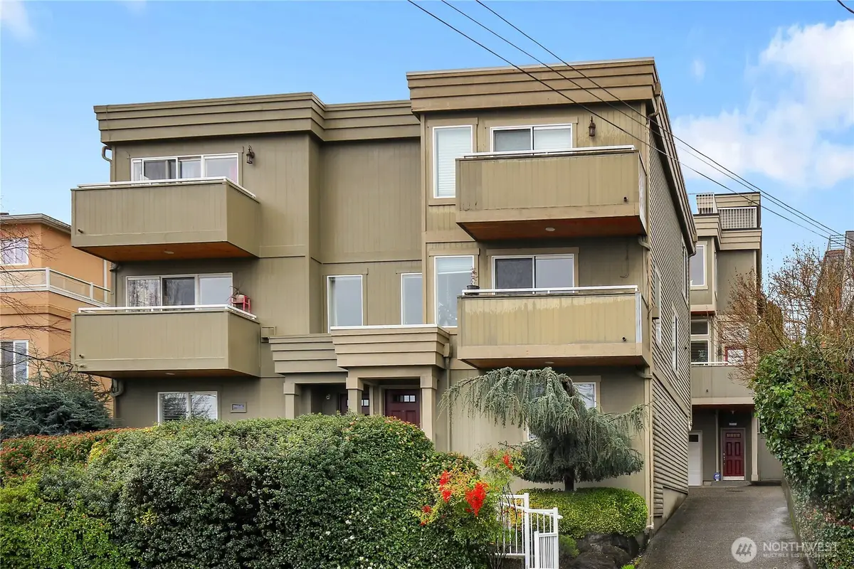 815 2nd Avenue N #A, Seattle, WA 98109 - #1