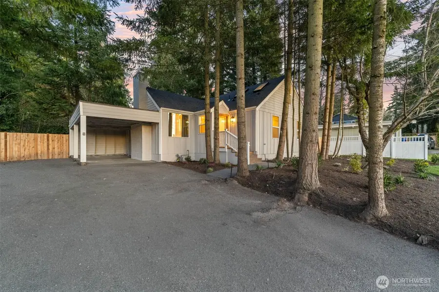 12250 Densmore Avenue N, Seattle, WA 98133 - #2