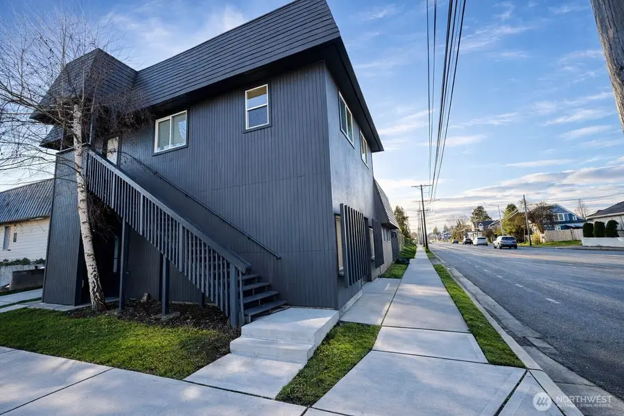 2102 S 12th Street, Tacoma, WA 98405 - #2