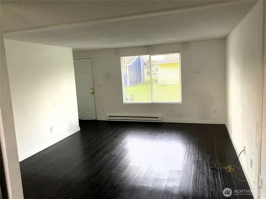 1123 Lindstrom Street, Aberdeen, WA 98520 - #3