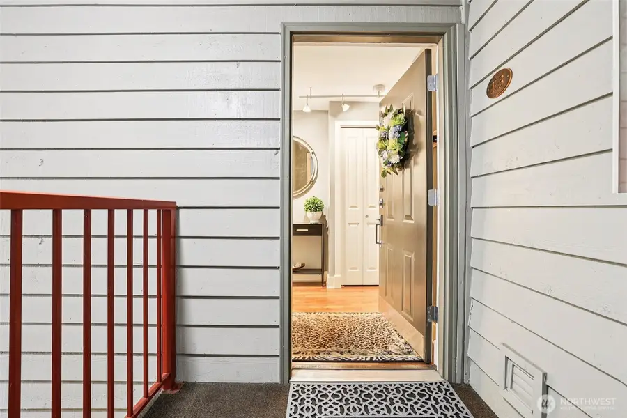 11060 NE 33rd Place #E3, Bellevue, WA 98004 - #3