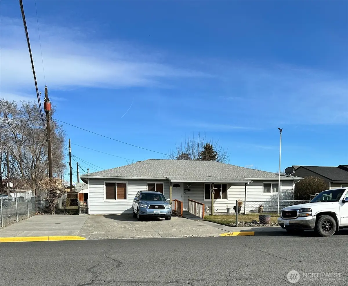 222 3rd Avenue Se, Quincy, WA 98848 - #1