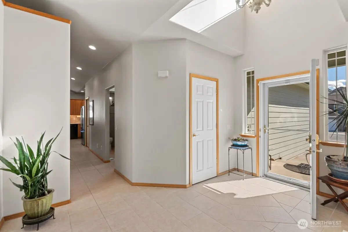 2220 Michael Brooke, Wenatchee, WA 98801 - #1