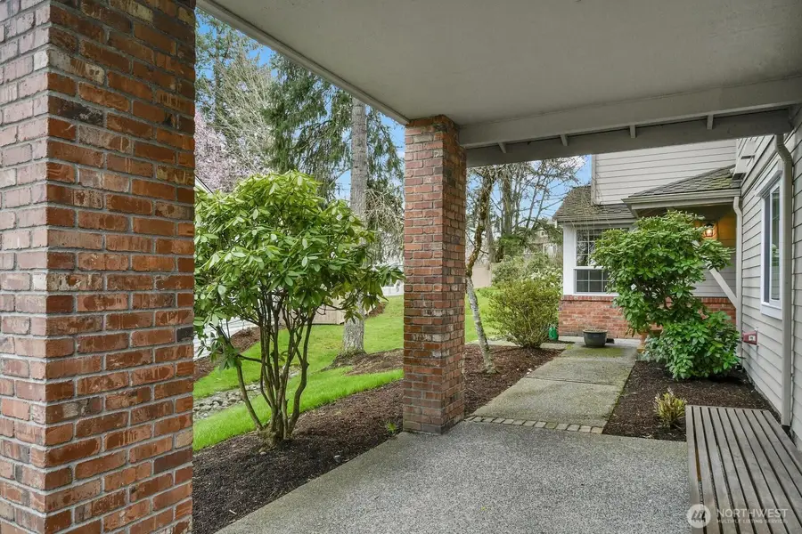 367 145th Place Se, Bellevue, WA 98007 - #2