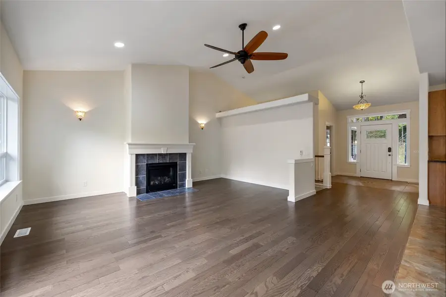 12106 109th Street Nw, Gig Harbor, WA 98329 - #3