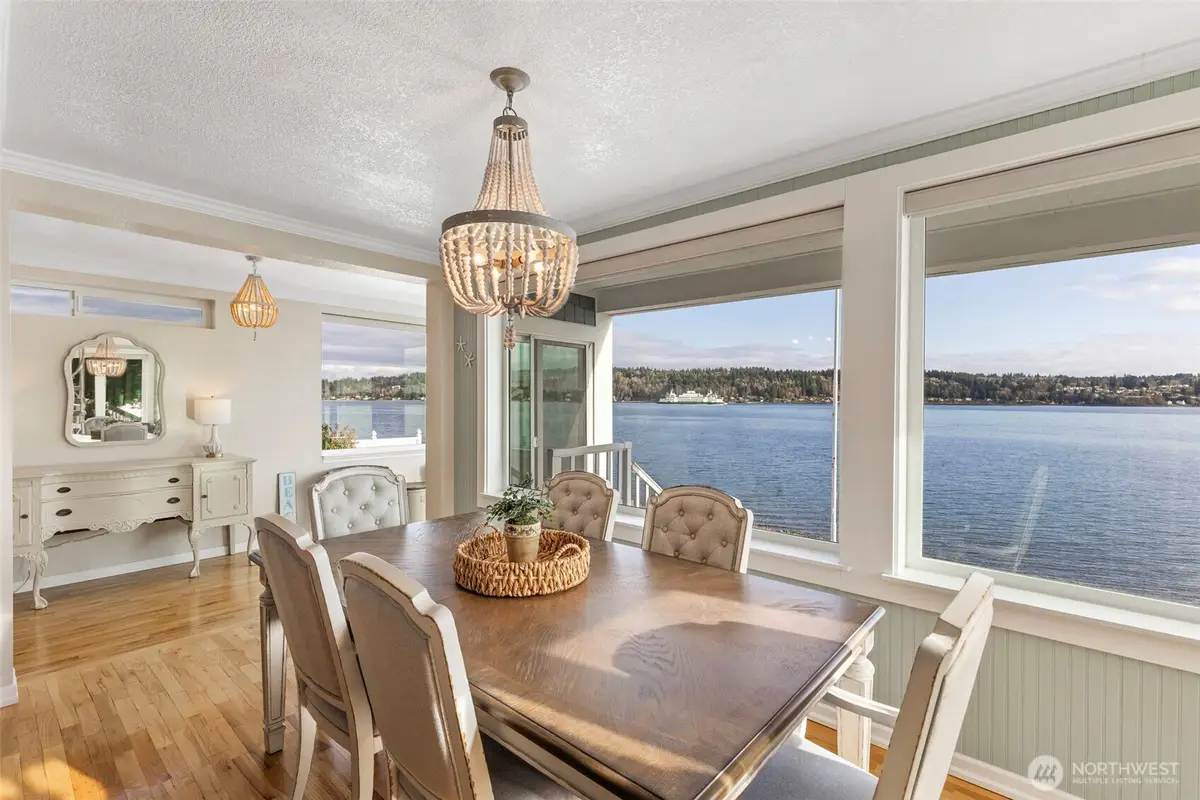 609 Shore Dr, Bremerton, WA 98310 - #1