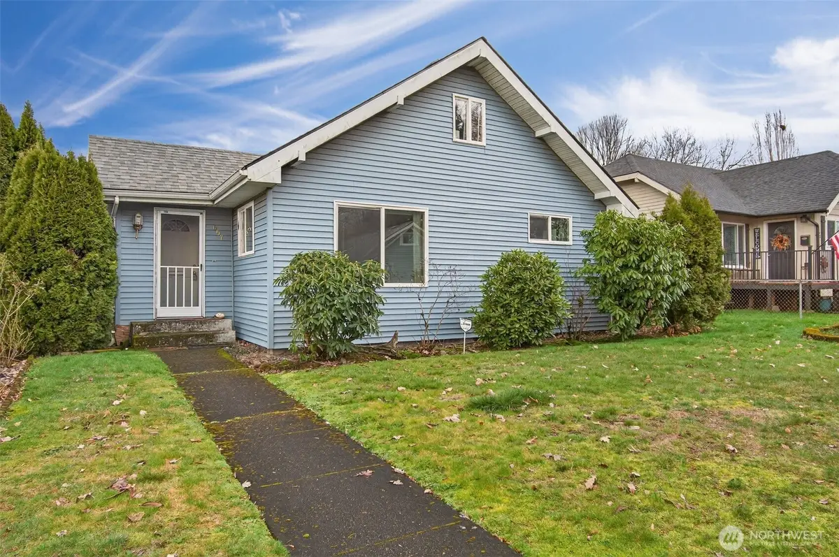 657 17th Avenue, Longview, WA 98632 - #1