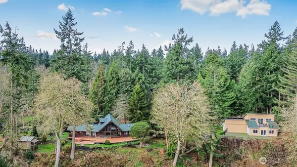 3968 S East Camano Drive, Camano Island, WA 98282
