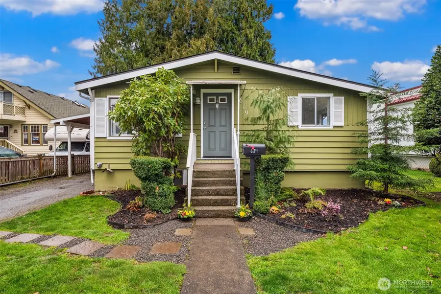 619 Burnett Avenue S, Renton, WA 98057 - #2