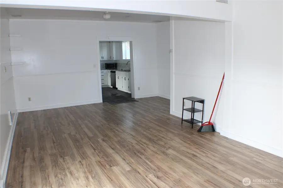 1224 4th St, Cosmopolis, WA 98537 - #3