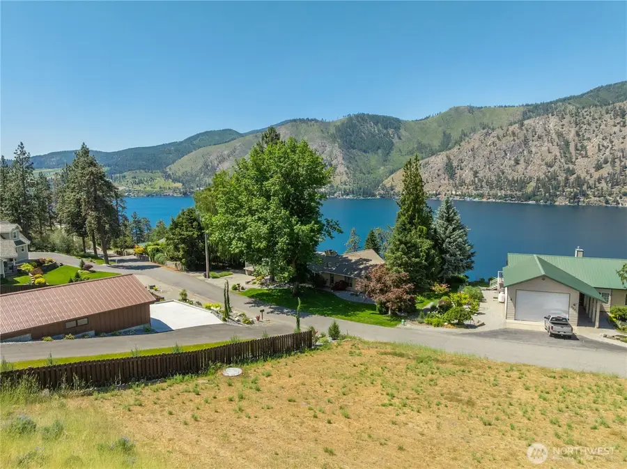 2870 Lakeshore Drive, Manson, WA 98831 - #2