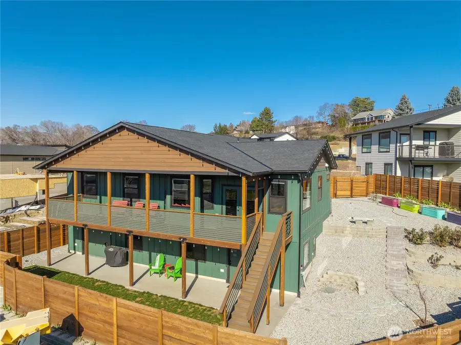 224 NW Chinook Way, East Wenatchee, WA 98802 - #3