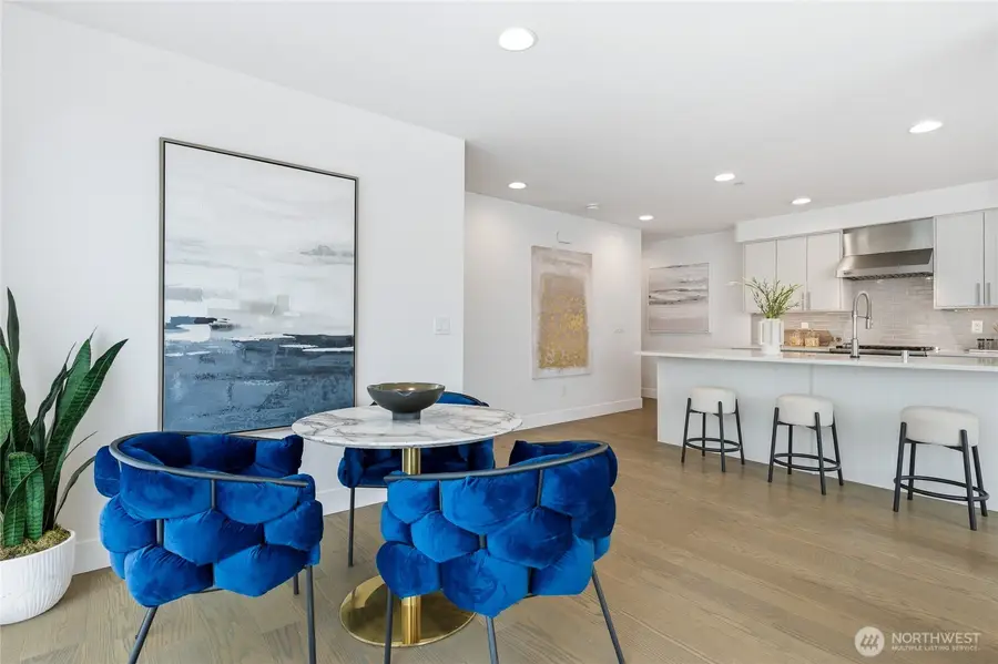 10712 SE 2nd Street, Bellevue, WA 98004 - #2