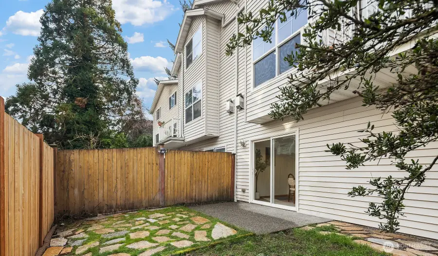 14338 Lenora Place N #B, Seattle, WA 98133 - #2