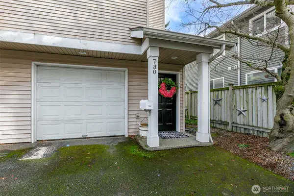 730 N 95th Street, Seattle, WA 98103