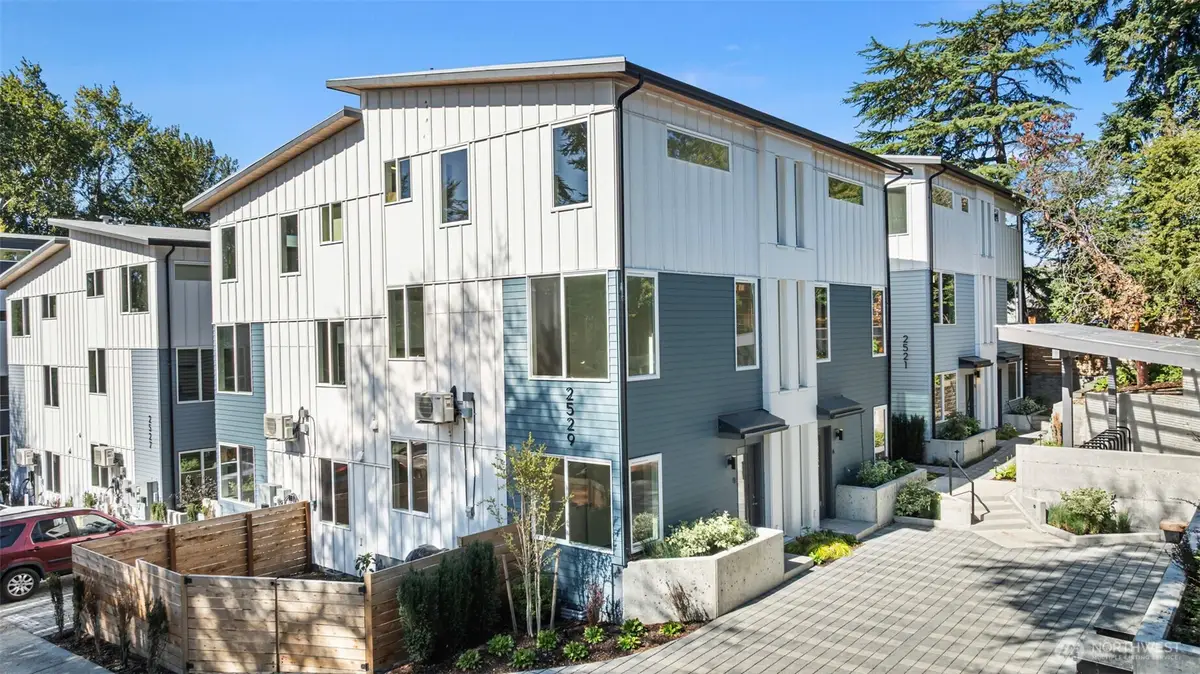 2529 29th Avenue S #B, Seattle, WA 98144 - #1