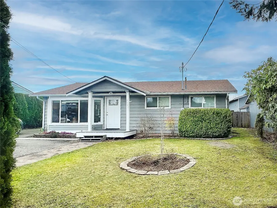 9521 Sharon Drive, Everett, WA 98204 - #3