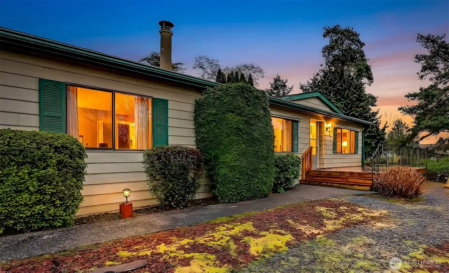 23812 Lake Drive E, Bothell, WA 98021 - #3